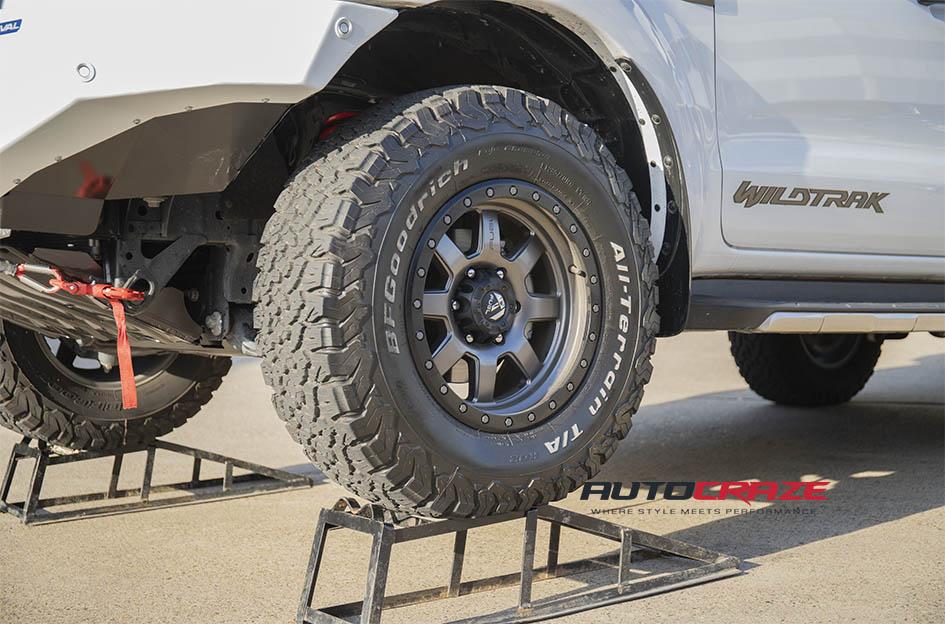 FORD-RANGER-TROPHY-MATTE-ANTHRACITE-WITH-BLACK-RING
